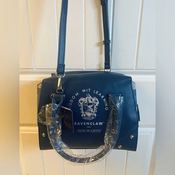 Harry Potter Hogwarts Houses Women's Handbag Purse - Picture 11 of 15